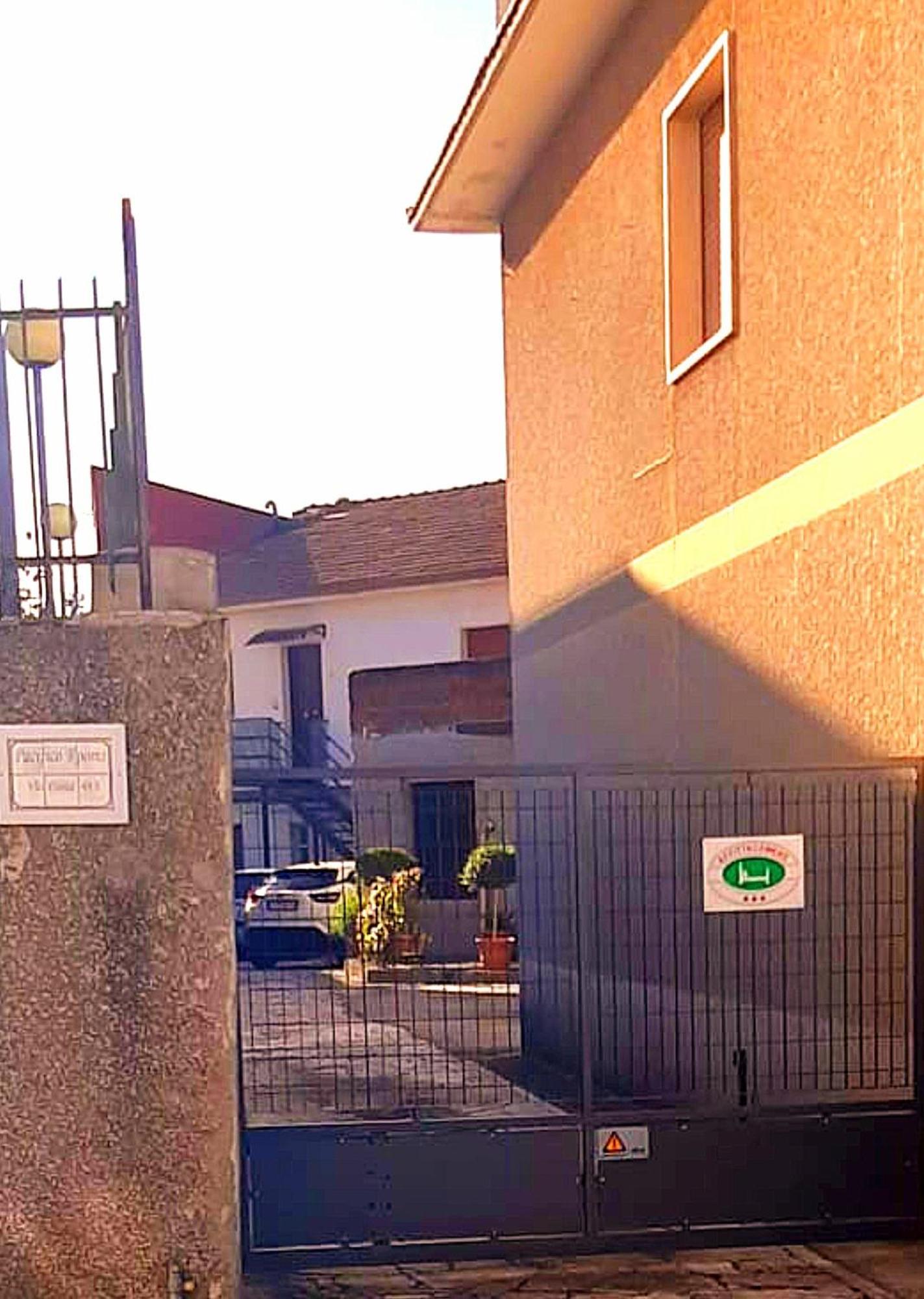 Pacifico Rooms San Bartolomeo in Galdo Exterior foto